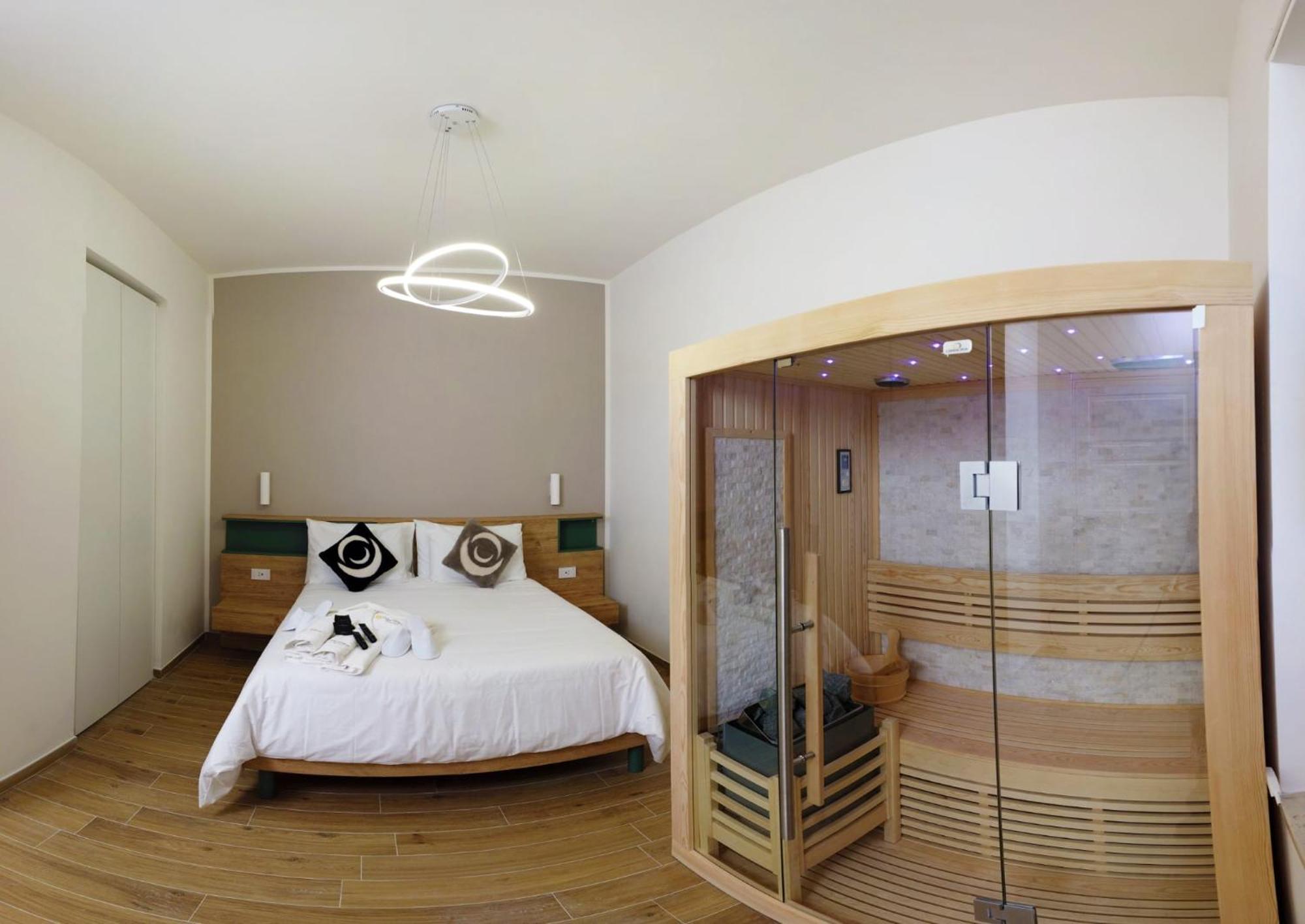 Threemoonsboutique House/pandora * Salerno